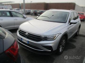 VOLKSWAGEN Tiguan 2.0 TDI SCR Life