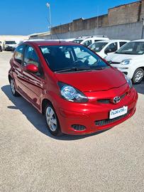 Toyota Aygo 1.0 12V VVT-i 5 porte Sol Red Edition