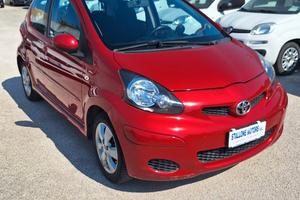 Toyota Aygo 1.0 12V VVT-i 5 porte Sol Red Edition