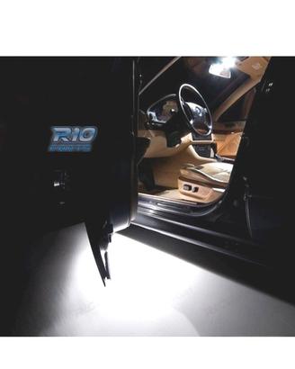 PLAFONI LED LUCE PER PIEDI E PORTE BMW