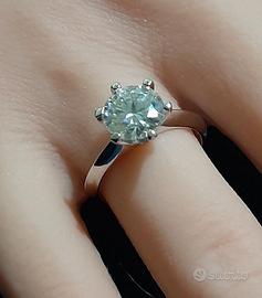 Anello Solitario da 2 carati in argento e oro