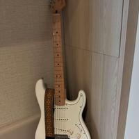 Chitarra elettrica Fender Stratocaster quasi nuova