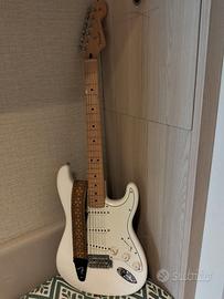 Chitarra elettrica Fender Stratocaster quasi nuova