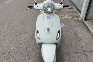 Vespa 50
