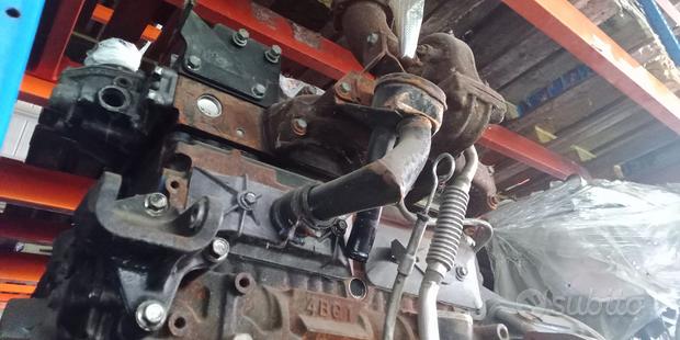 Motore ISUZU 4BG1