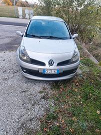 Renault  clio