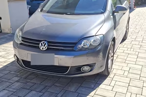Golf Plus 1.6 con GANCIO TRAINO