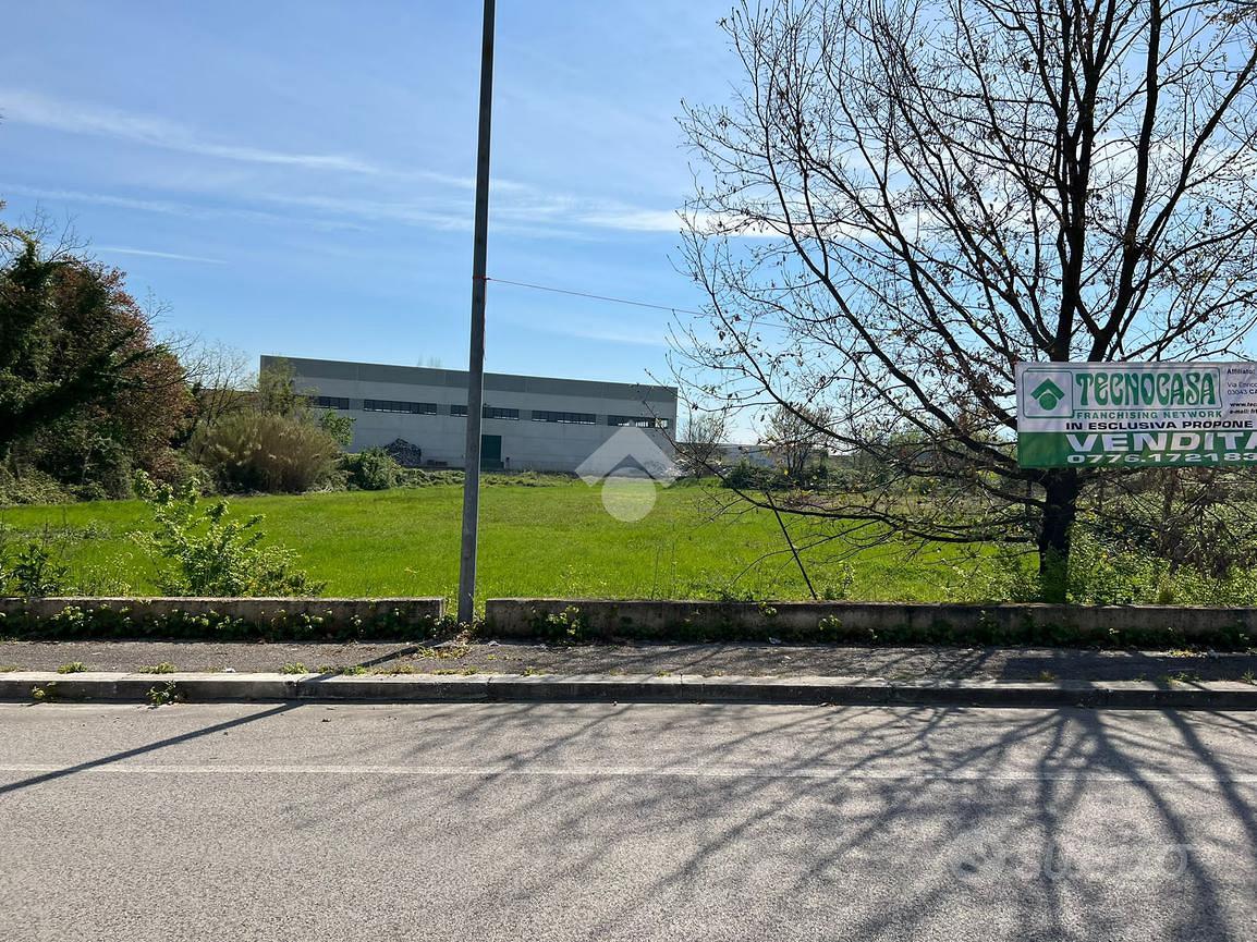 TERRENO A CASSINO - Vista 3