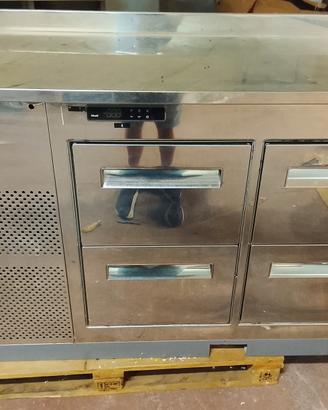 Tavolo refrigerato 