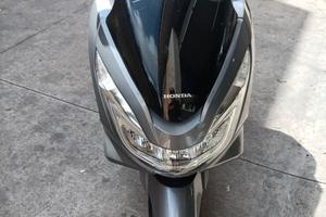 Honda PCX 150 - 2014