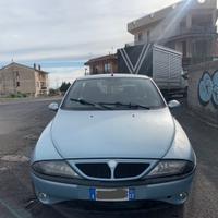 Lancia Y 2000 azzurra