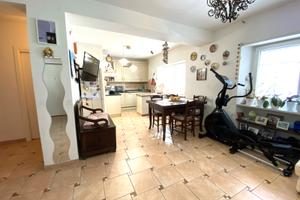 VIA DUCA D'AOSTA quadrilocale ristrutturato