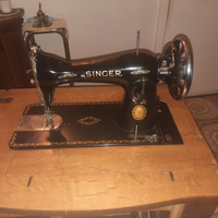 Macchina da cucire Singer anni 50