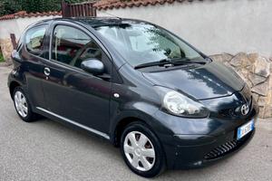 Toyota Aygo 1.0 12V VVT-i 3 porte neopatentati, ok