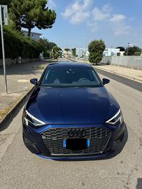 Audi A3 Sportback Business 30 TDI S TRONIC