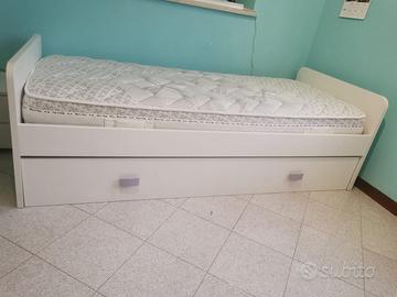 Cameretta con letto estraibile