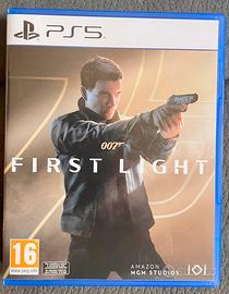 007 FIRST LIGHT PS5 (COME NUOVO)