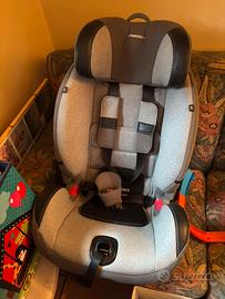 Seggiolino auto  reclinabile Foppapedretti