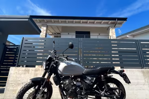 Moto Swm 125 outlaw