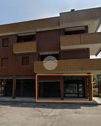 NEGOZIO A COLOGNO MONZESE