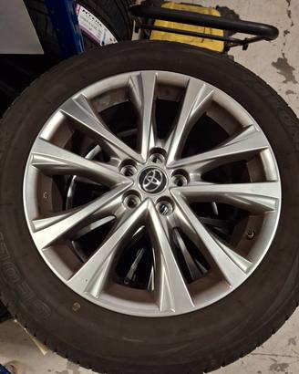A490 - PNEUMATICI 235/55 R18 + CERCHI RAV4