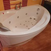 Vasca idromassaggio usata - ritiro piano strada