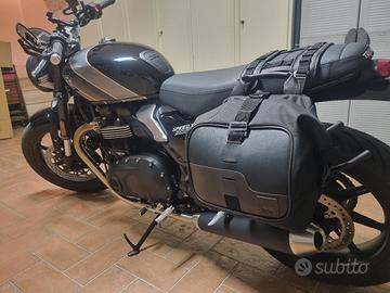 Borse laterali GIVI per Triumph Speed Twin 900