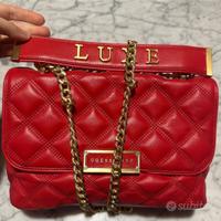 Borse Guess e Gaudì, portagioie e portafoto