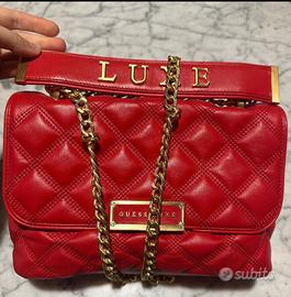 Borse Guess e Gaudì, portagioie e portafoto