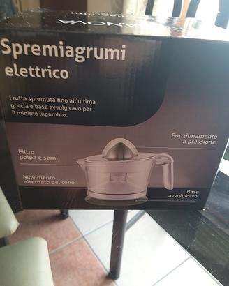 Spremiagrumi elettrico 