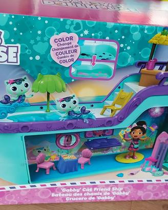 Gabby Dollhouse nave da crociera