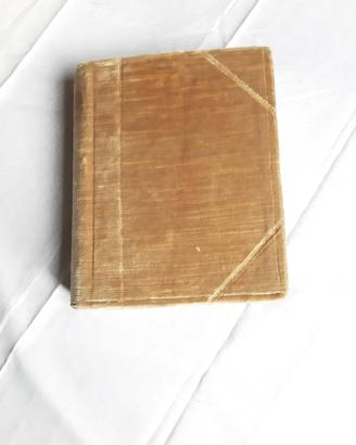 Scatola libro in velluto