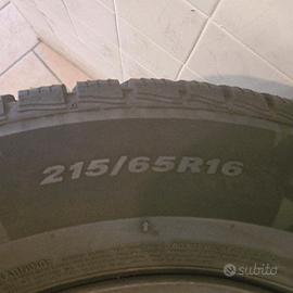 GOMME DA NEVE MISURA 215/65R16 + 4 CERCHI IN FERRO