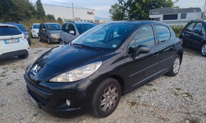 Peugeot 207 1.4 HDi 70CV 3p. Allure