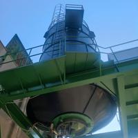 Silo per segatura con estrattore