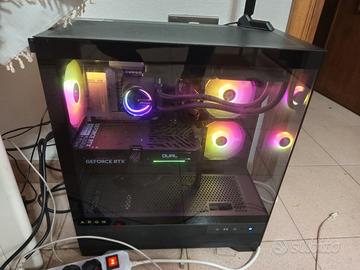 PC fisso asus comprensivo di monitor 23"