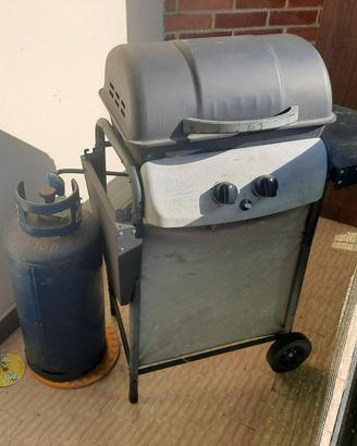 BARBECUE A GAS