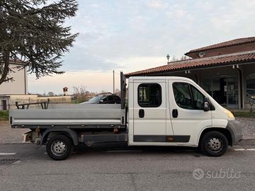 Citroen Jumper 33 2.2 HDi/100 PC Cabinato