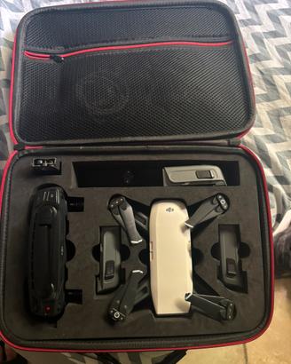 DJI Spark completo con 4 BATTERIE