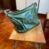 Borsa sacca vintage verde militare in vera pelle