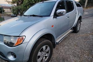 Mitsubishi L 200