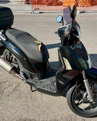 Kymco People S 200i