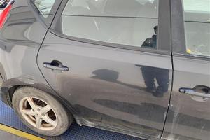 PORTIERA POSTERIORE DESTRA HYUNDAI i30 CW 770042L0