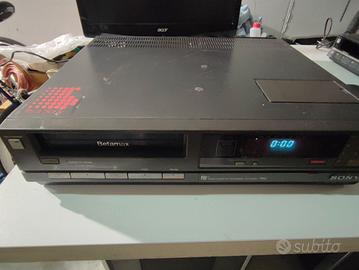 2 videoregistratori Sony betamax non funzionanti