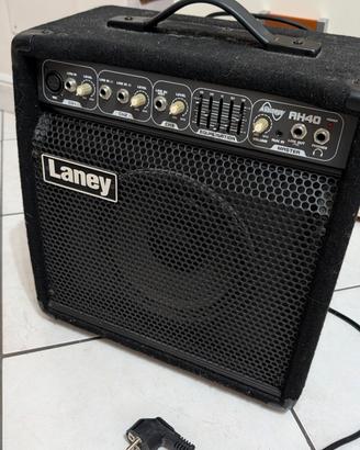 amplificatore Laney, pedali e accessori 