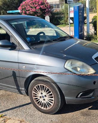 lancia y gpl auto neopatentati 