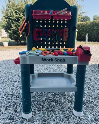 Gioco banchetto attrezzi bambino