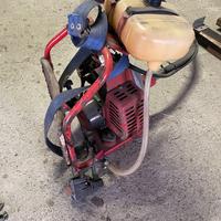 Decespugliatore a spalla Mitsubishi