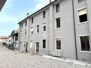 3 LOCALI A CASALMORO