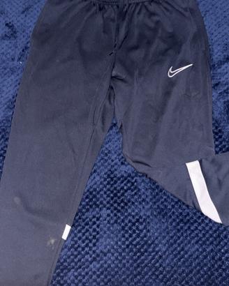 Pantaloni sportivi nike